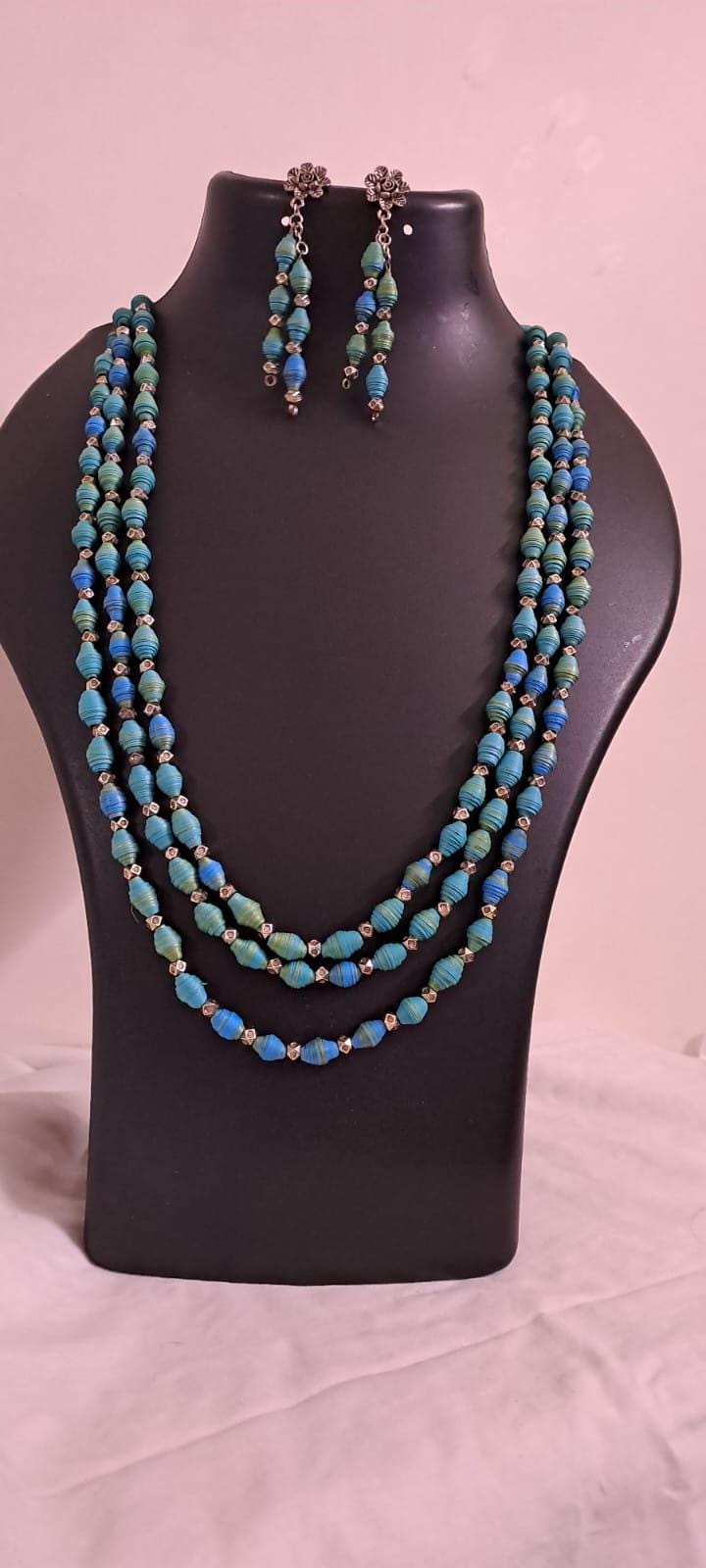 Blue paper beads necklace set