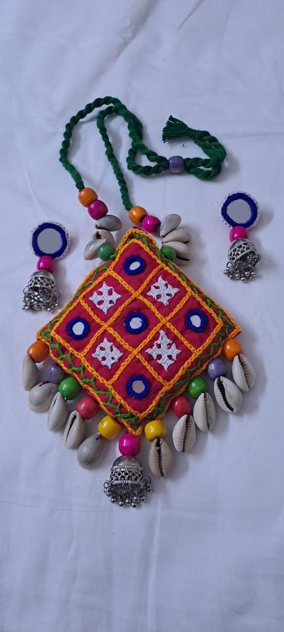 Hand embroidered Kutch Pattern fabric necklace set with matching earrings