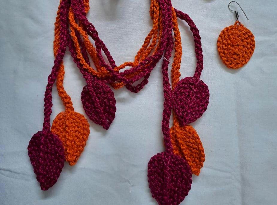 Exclusive n unique crochet leaf necklace set with matching earrings