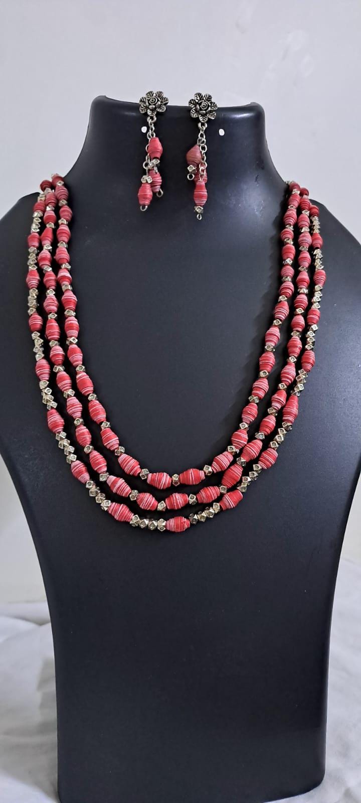 Red paper beads necklace set