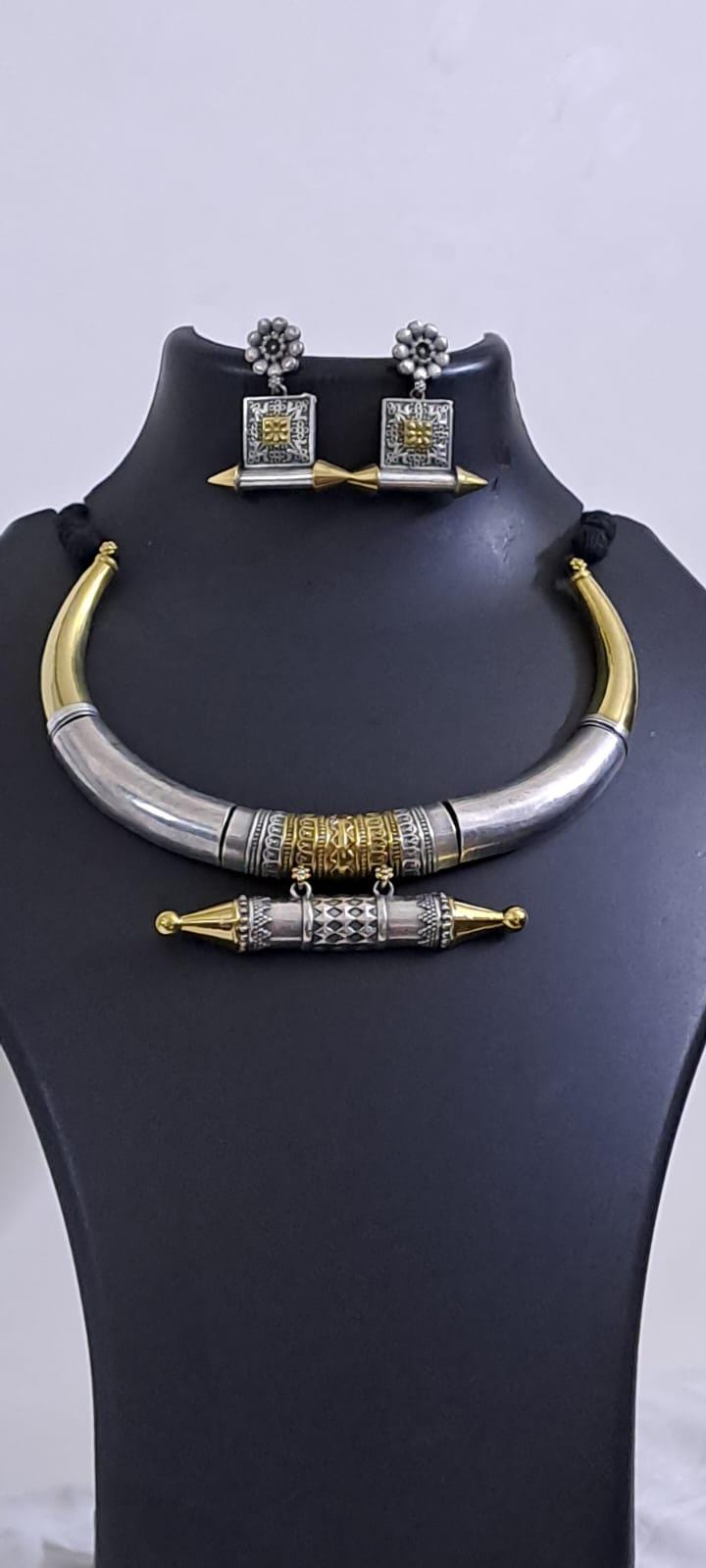 Exclusive silver oxidised hasuli set with matching earrings