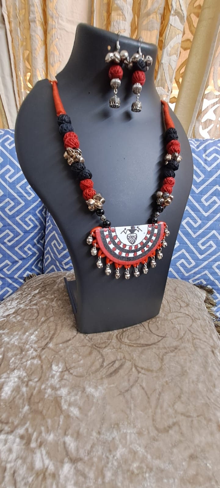 Handpainted fabric set with thread beads