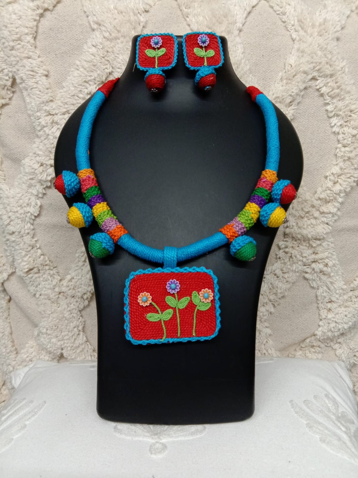 Handmade thread jewellery for summers
