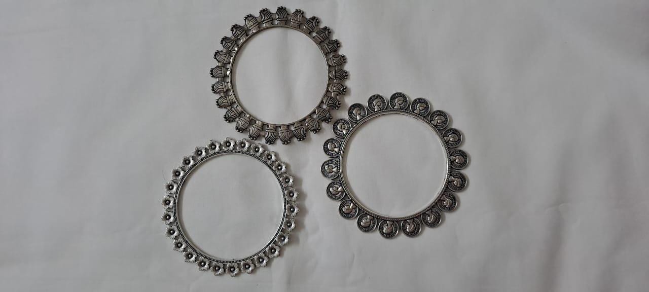 Combo offer of 3 single traditional silver oxidised bangles
