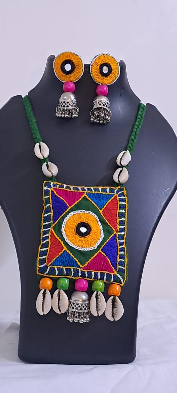 Hand embroidered Kutch Pattern fabric necklace set with matching earrings