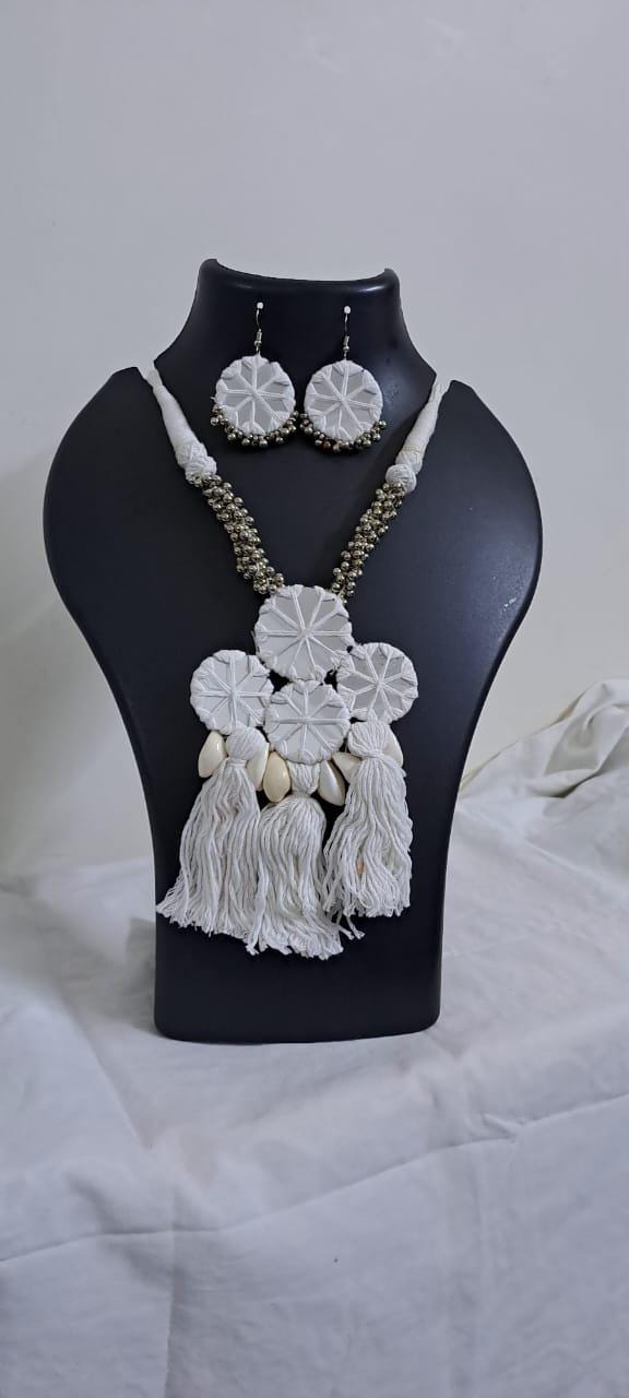 Stunning handmade Kutch Glass work necklace with matching glass work earrings