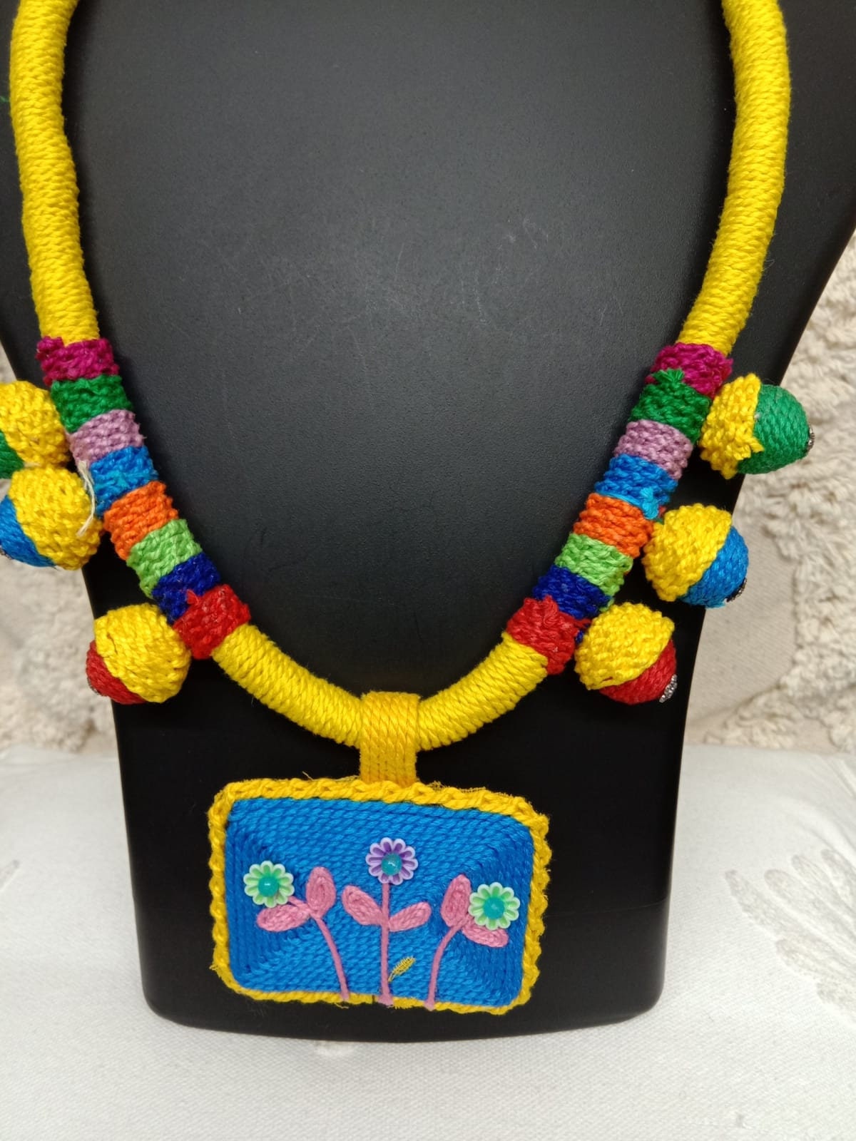 Handmade thread jewellery for summers