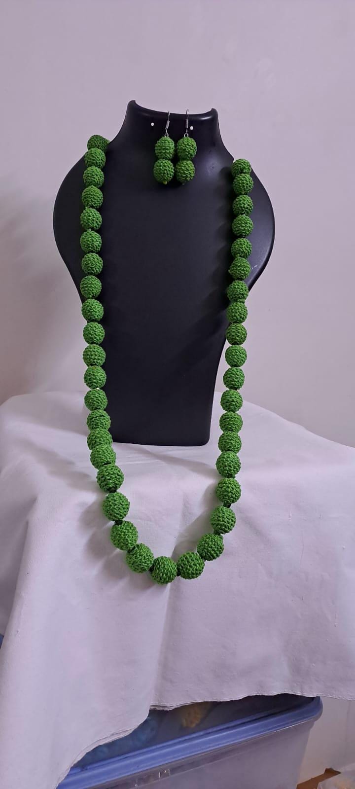 Exclusive green thread beads long necklace set with matching earrings
