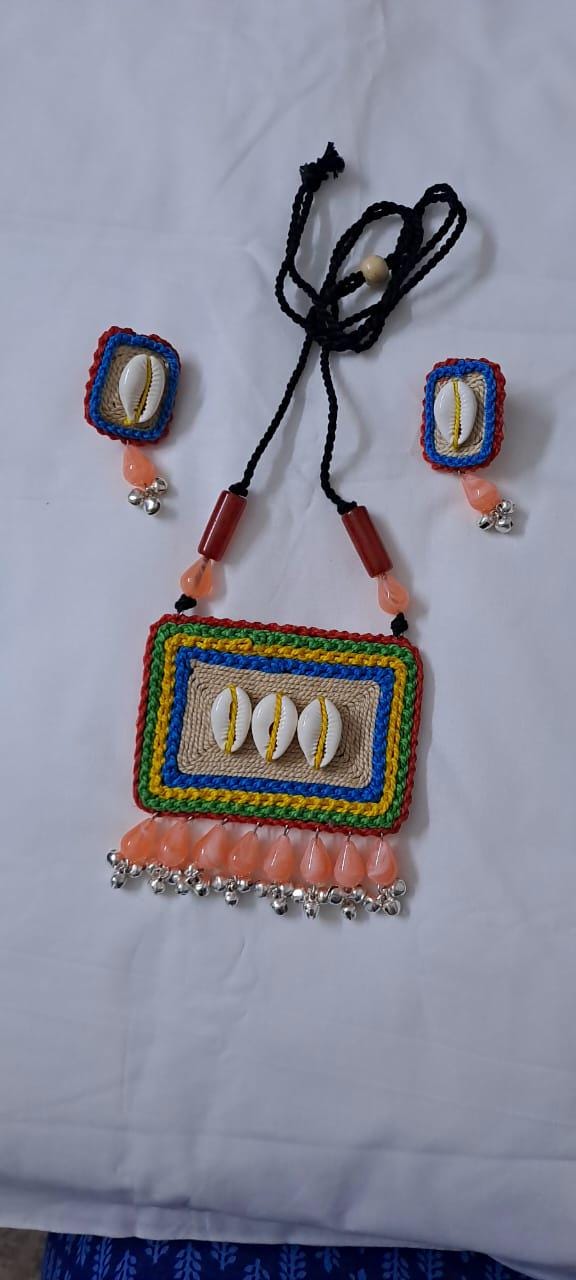 Handmade thread jewellery for summers
