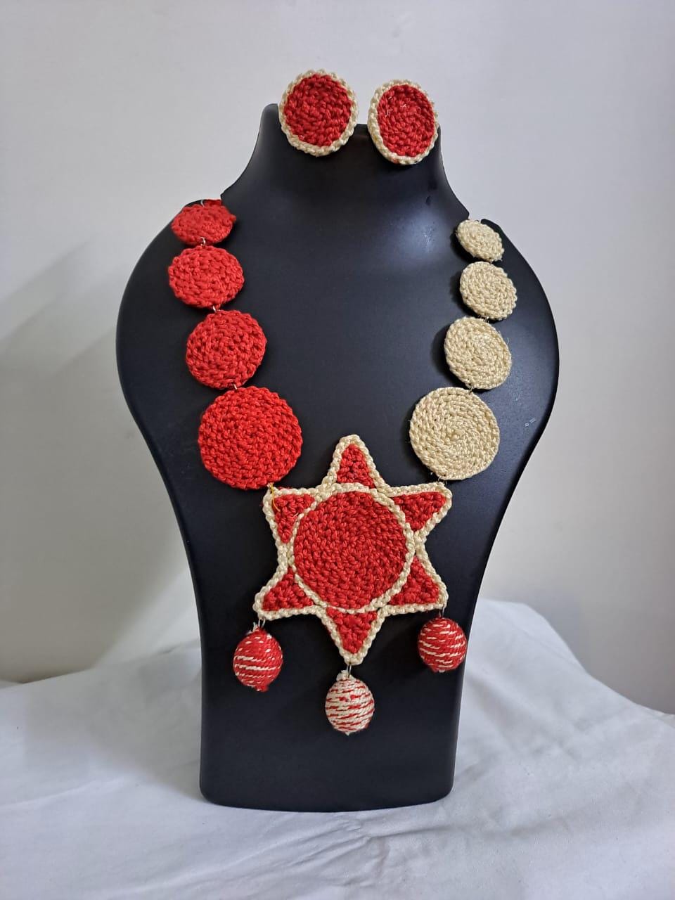 Handmade crochet jewellery set with star pendant n matching earrings