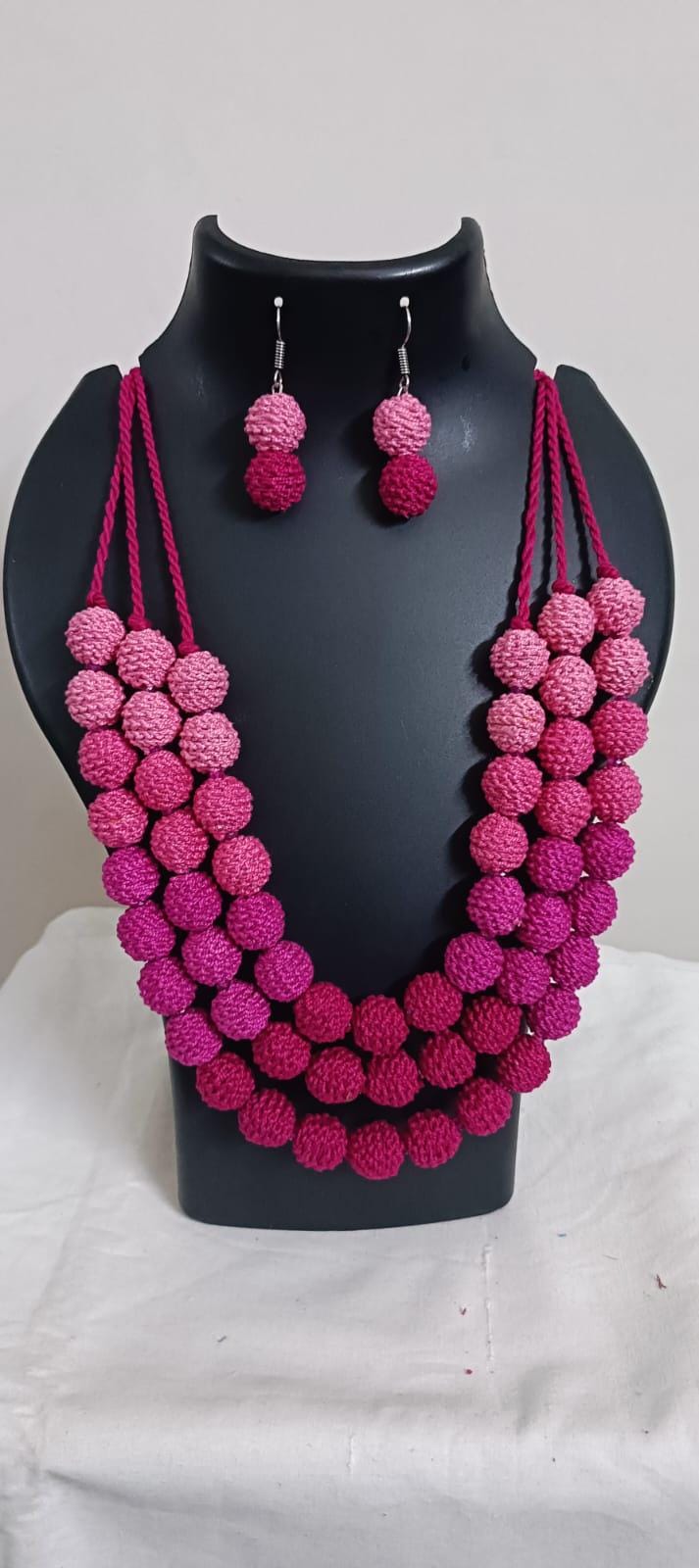 Exclusive 3 layered pink thread beads necklace set with matching earrings