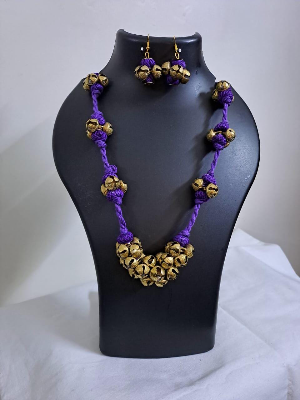 Elegant Thread necklace with trinkets n matching earrings