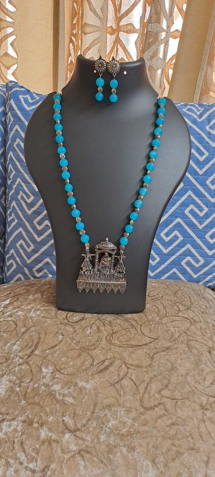 Glass beads necklace with oxidised silver pendant