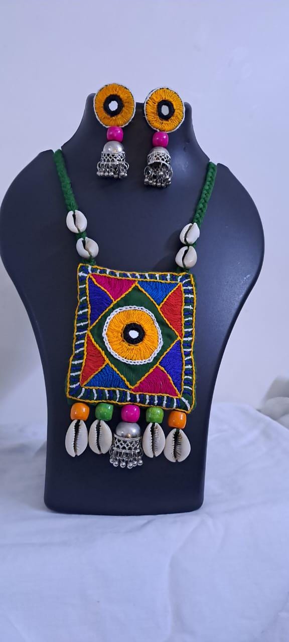 Hand embroidered Kutch Pattern fabric necklace set with matching earrings