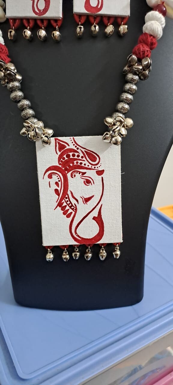 Hand painted Ganesha Jewellery Set