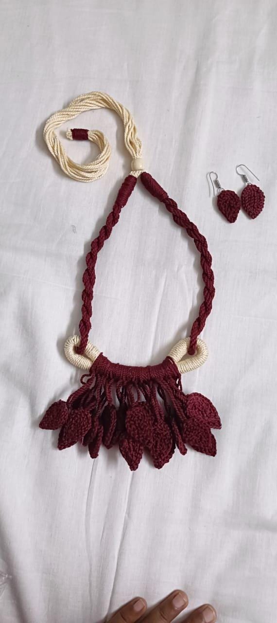 Maroon Crochet thread necklace set with leaf fringes and matching earrings