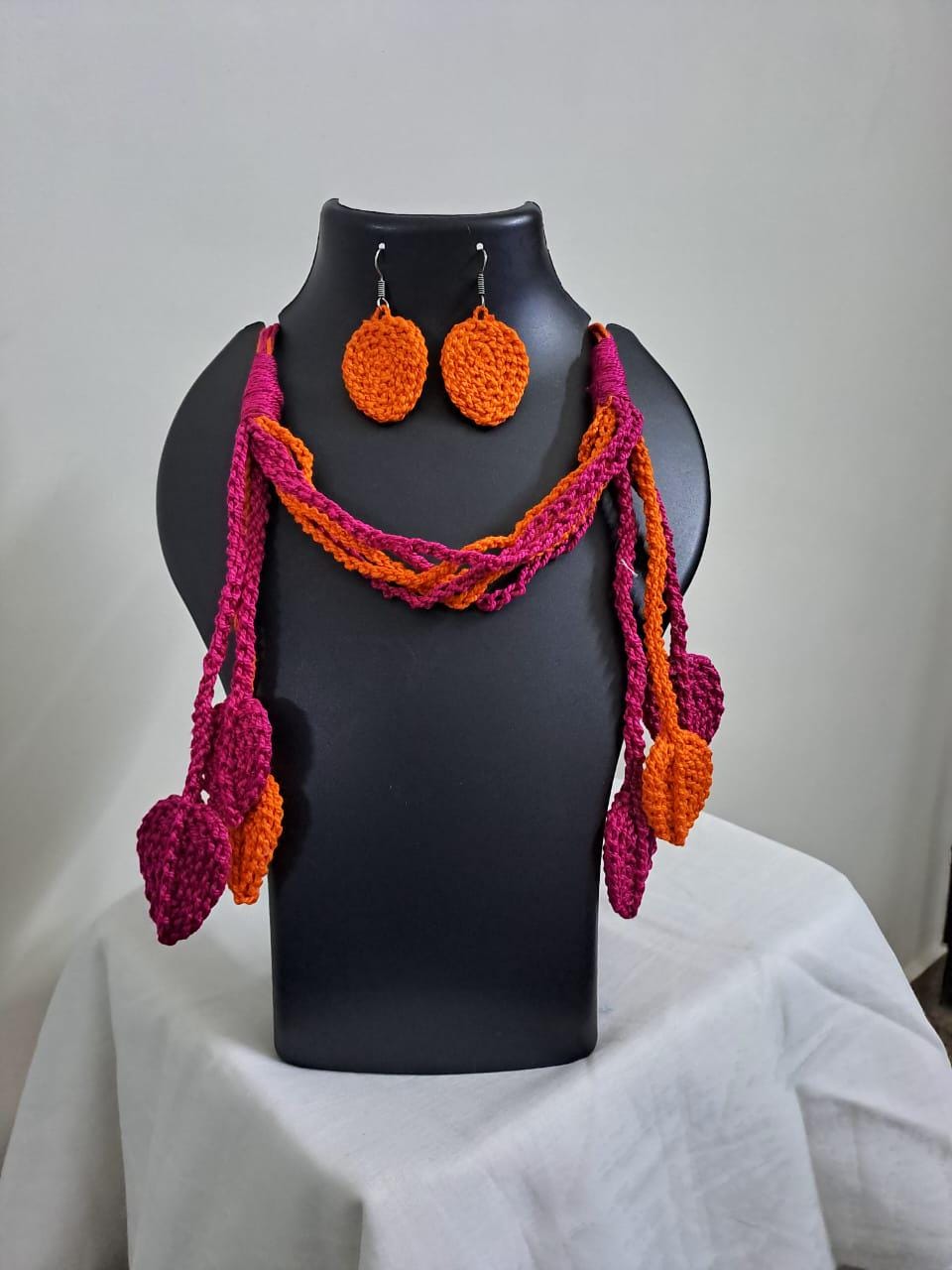 Exclusive n unique crochet leaf necklace set with matching earrings