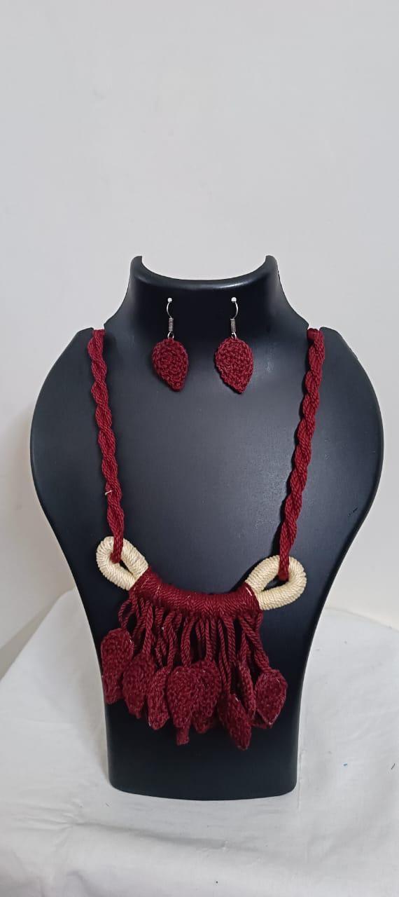 Maroon Crochet thread necklace set with leaf fringes and matching earrings