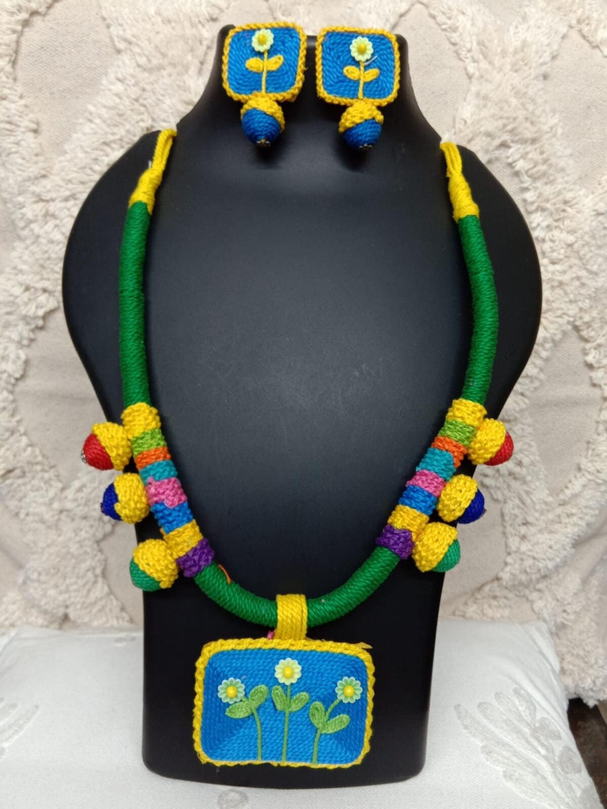 Handmade thread jewellery for summers
