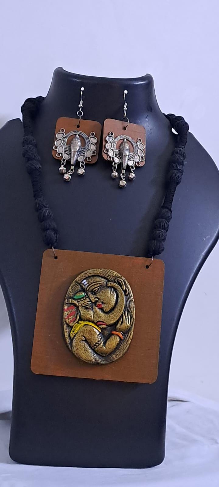 Terracotta Ganesha n Parvati necklace set