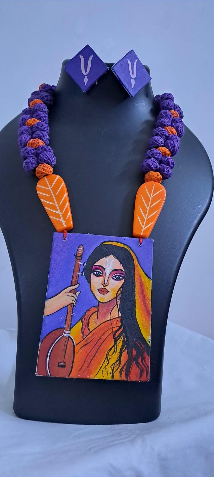 Handpainted fabric necklace set with earrings