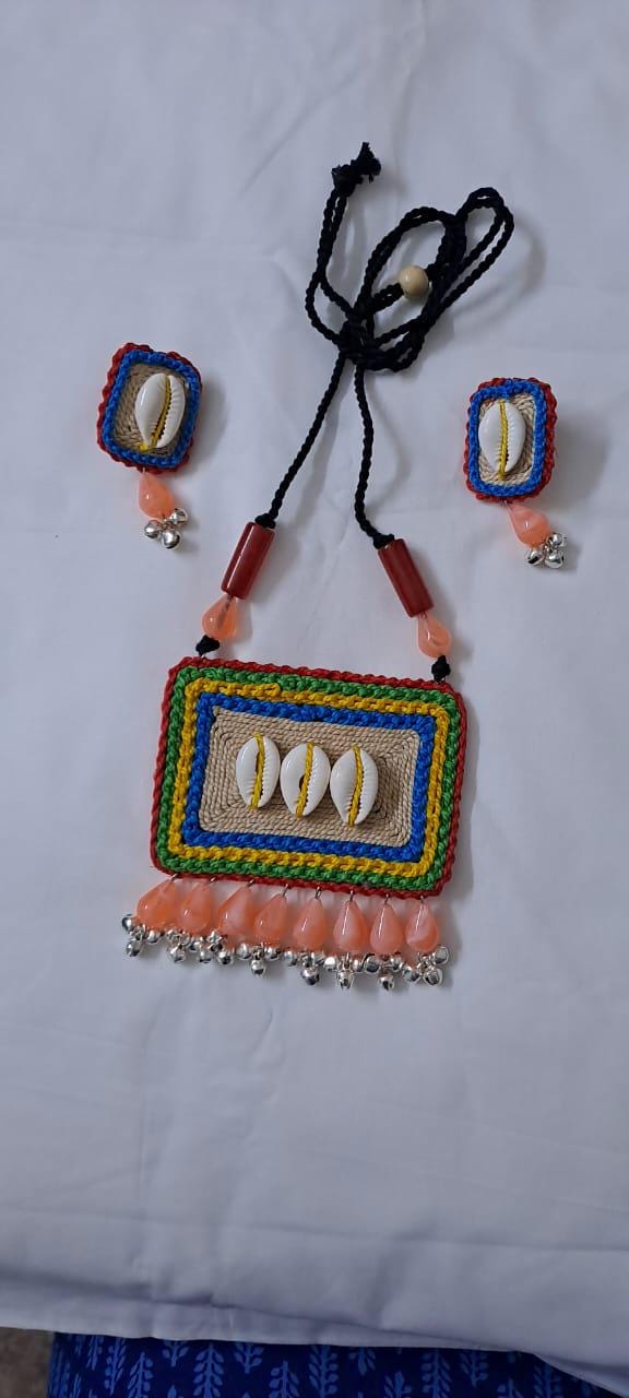 Handmade thread jewellery for summers