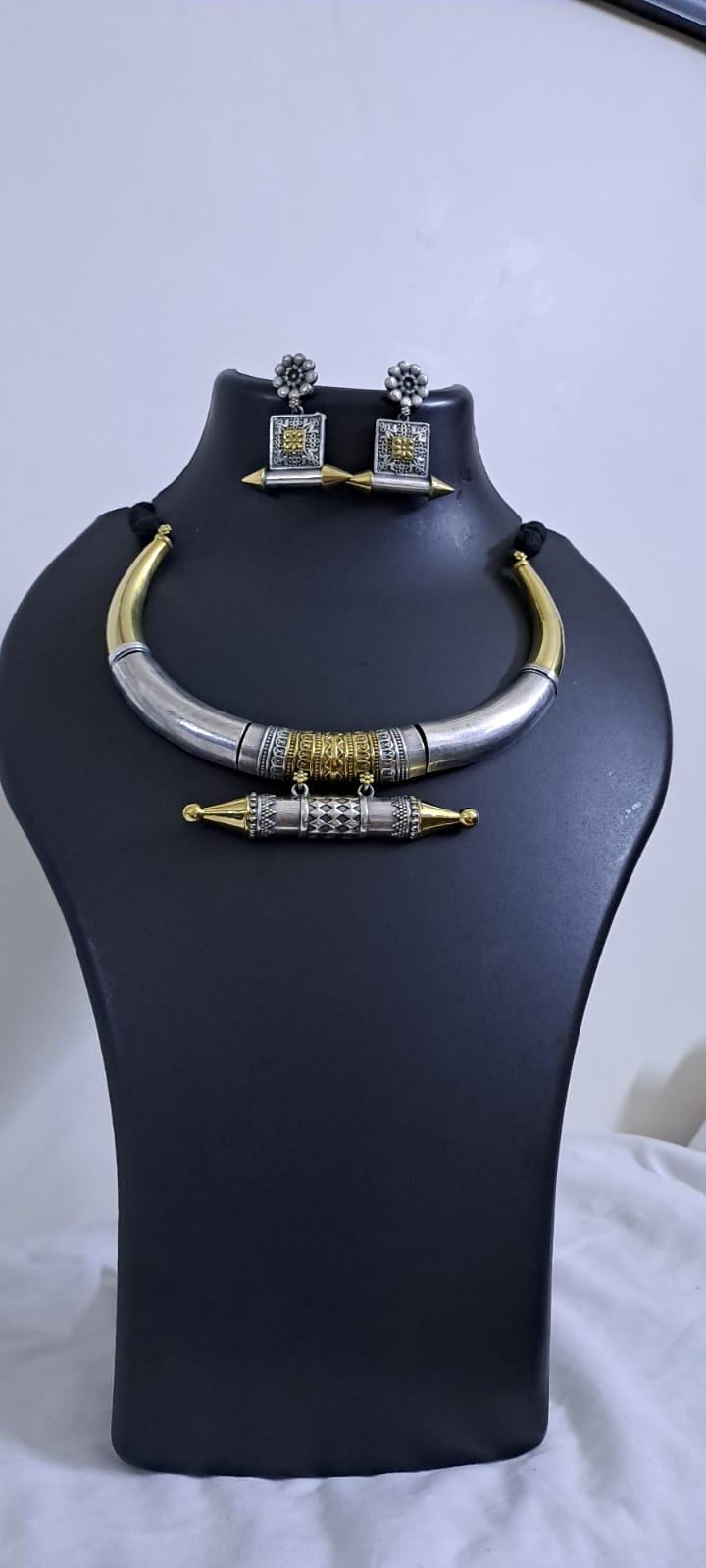 Exclusive silver oxidised hasuli set with matching earrings