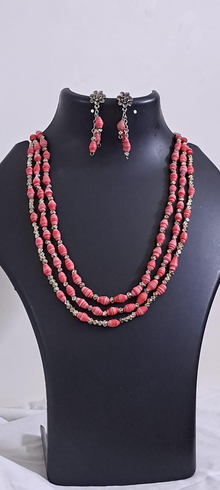 Red paper beads necklace set