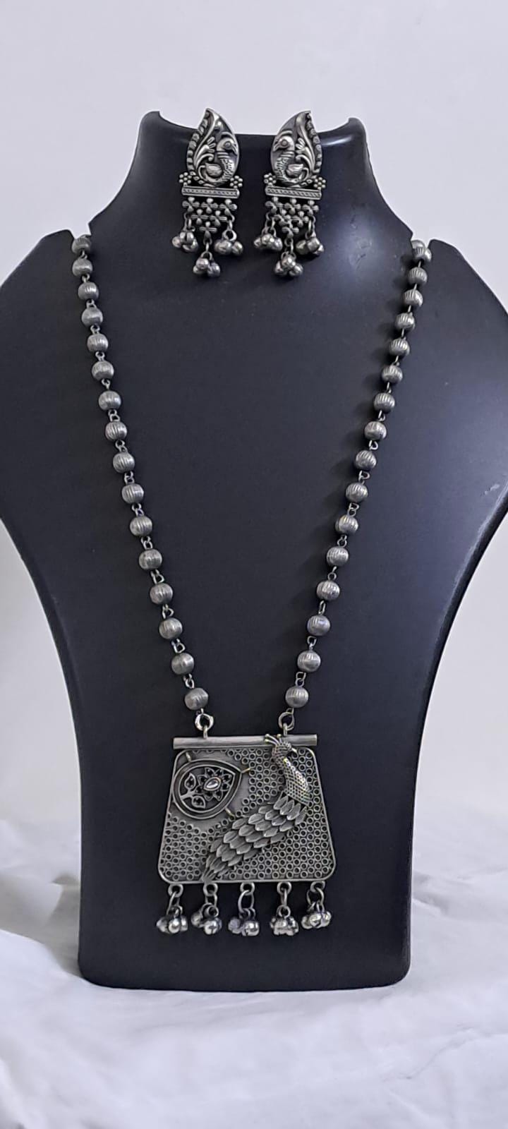 Exclusive light weight silver oxidised set.