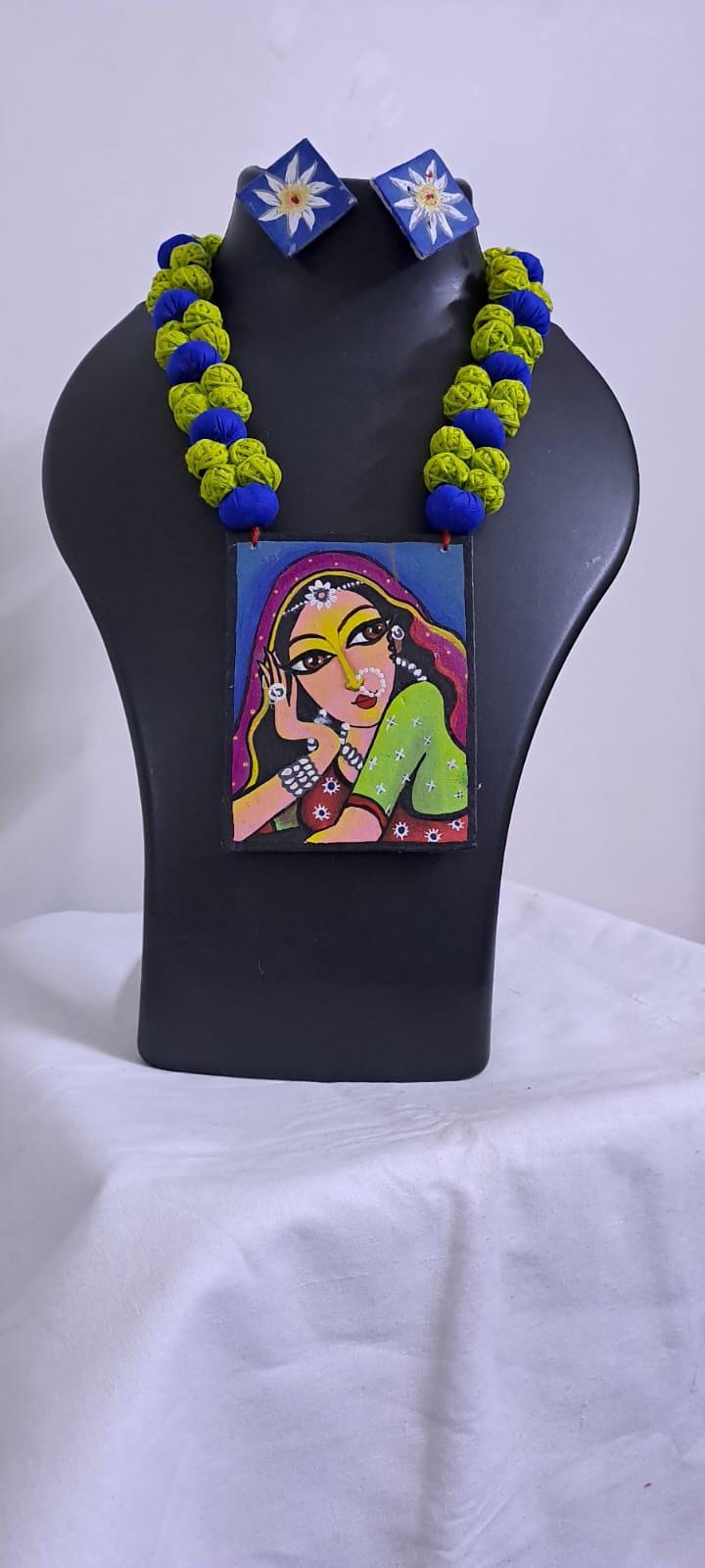 Handpainted fabric necklace set with earrings