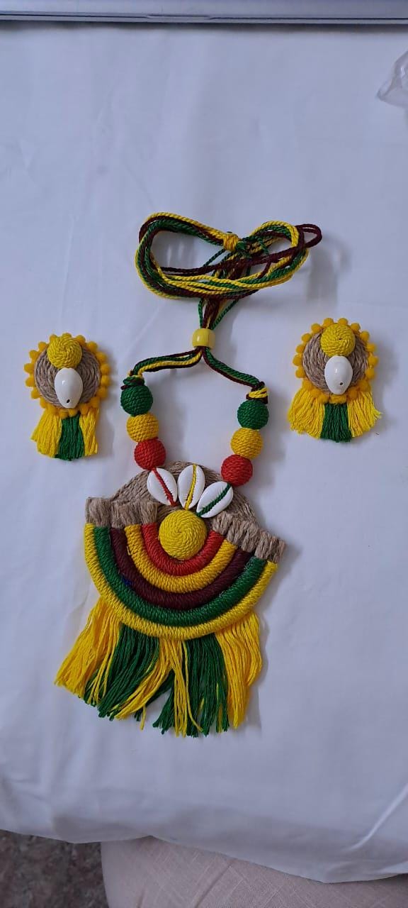 Exclusive multicoloured thread necklace set with jute n thread pendant n matching earrings