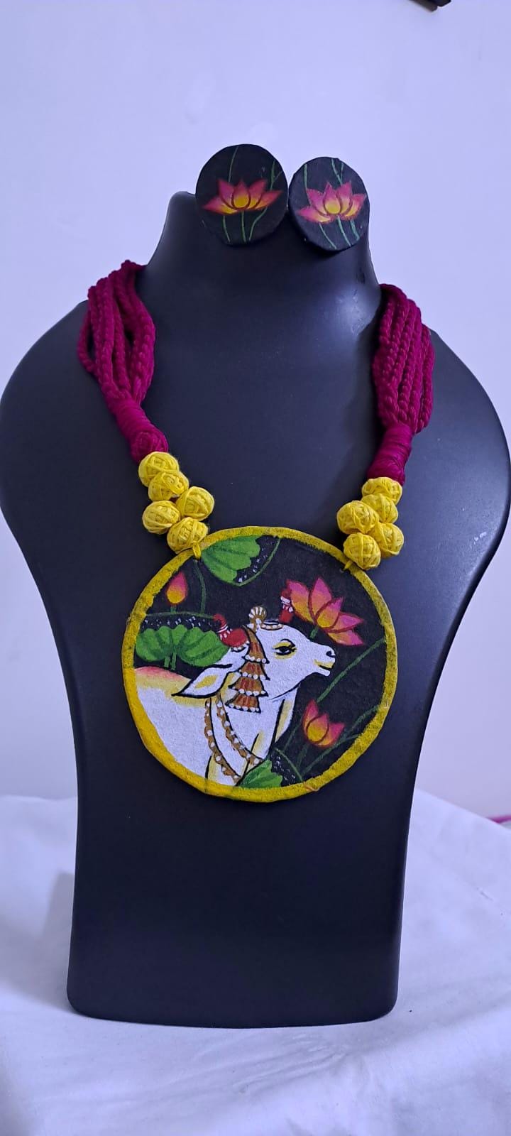 Handpainted fabric jewellery set with matching earrings