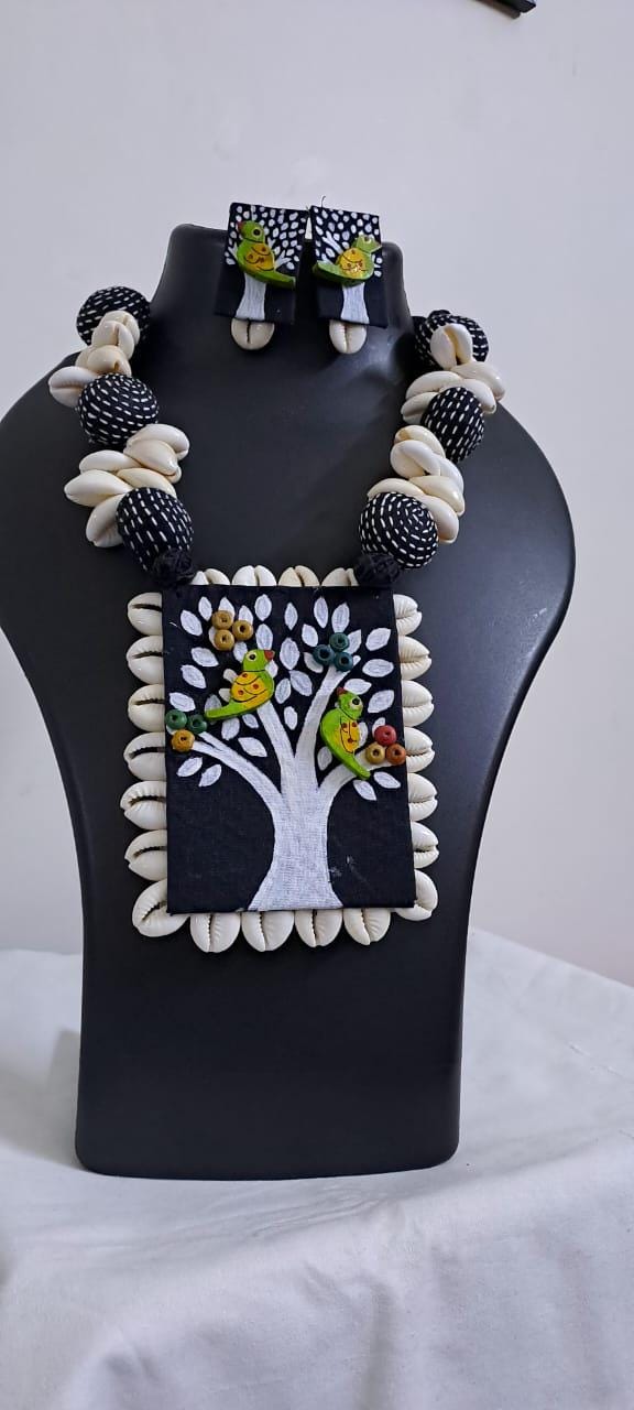 Handpainted fabric jewellery set with matching earrings