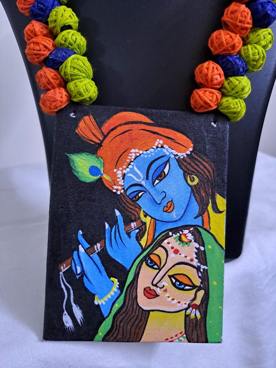 Handpainted fabric jewellery set with earrings