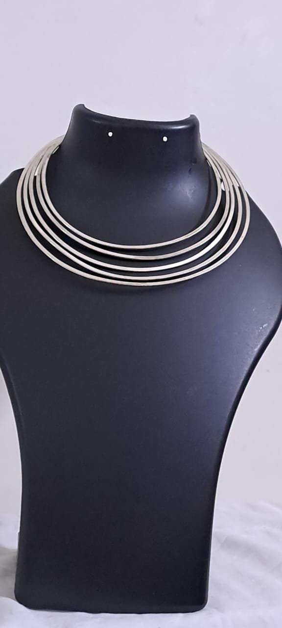 Exclusive multi layered  wired silver oxidised neckband