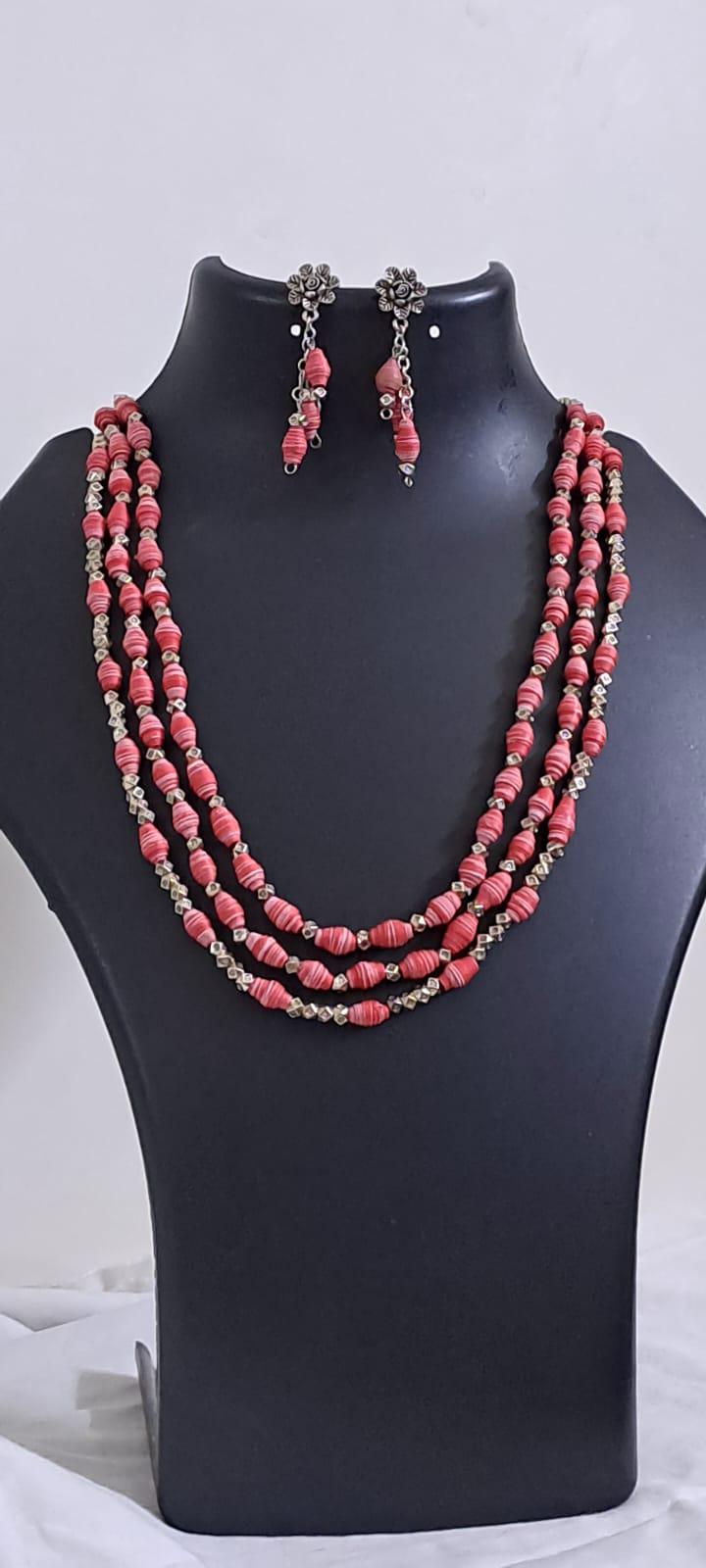Red paper beads necklace set