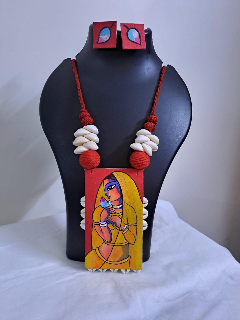 Handpainted fabric jewellery set with matching earrings