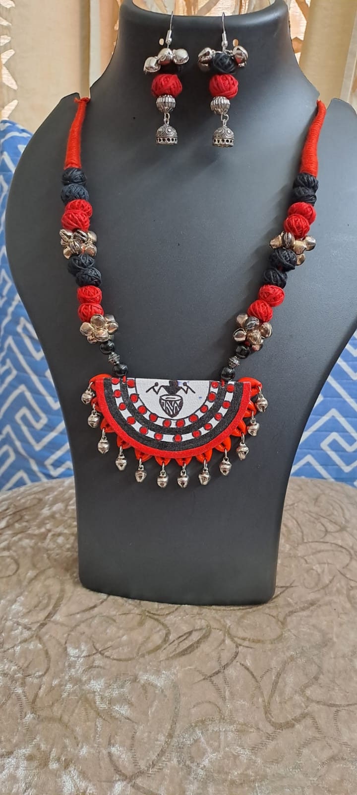 Handpainted fabric set with thread beads