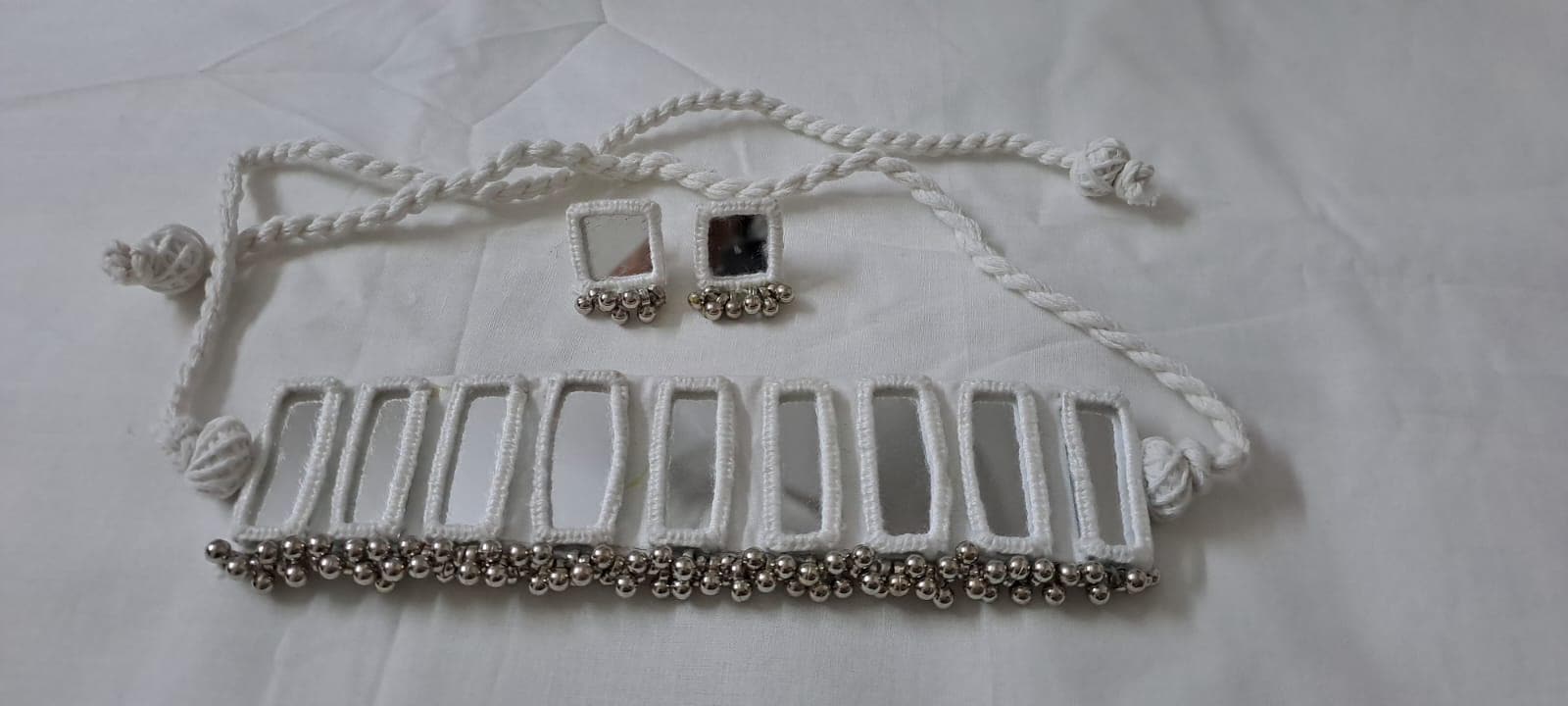 Kutchwork glass necklace set with matching earrings