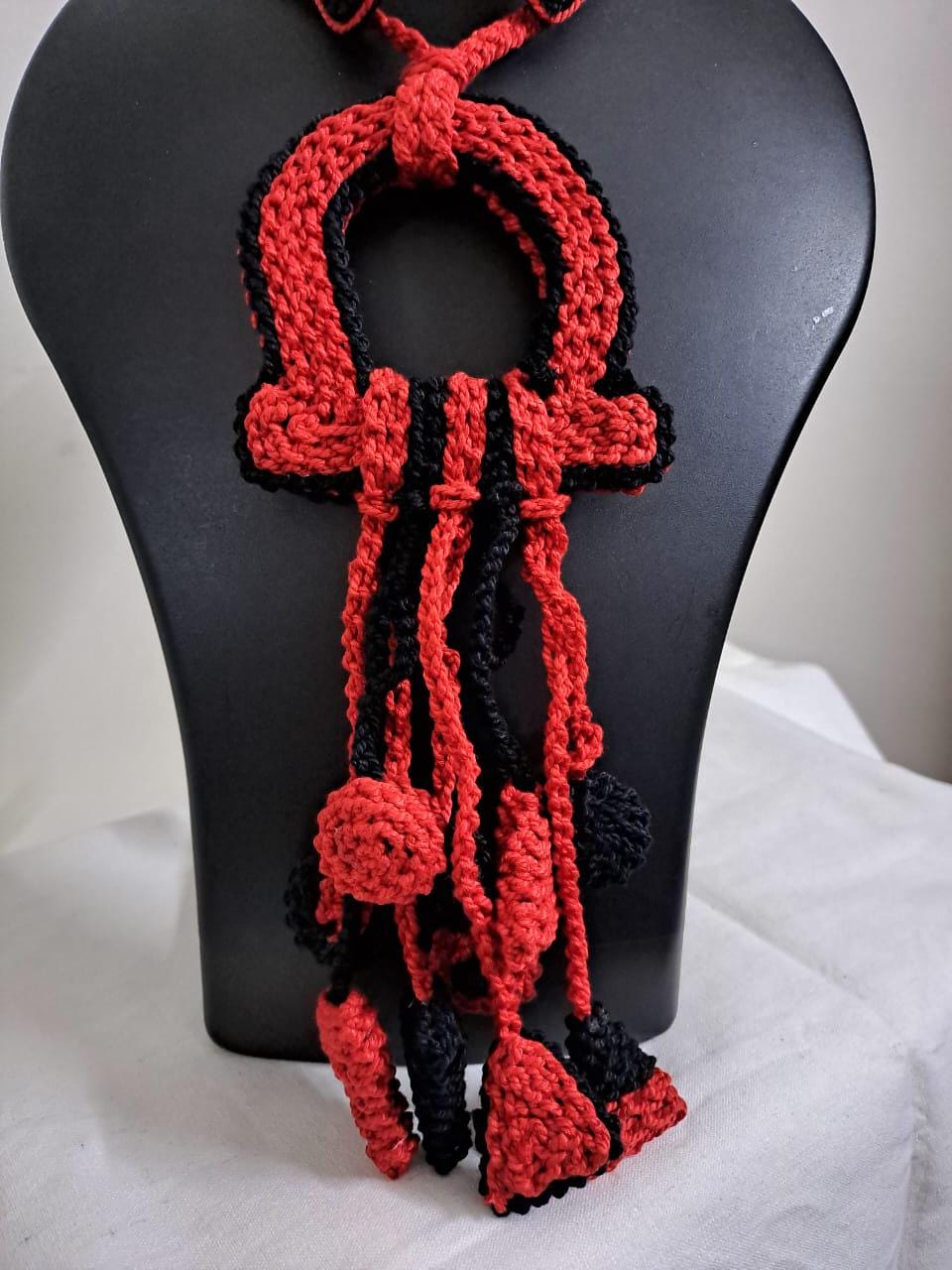 Crochet thread necklace set with fringes and matching earrings