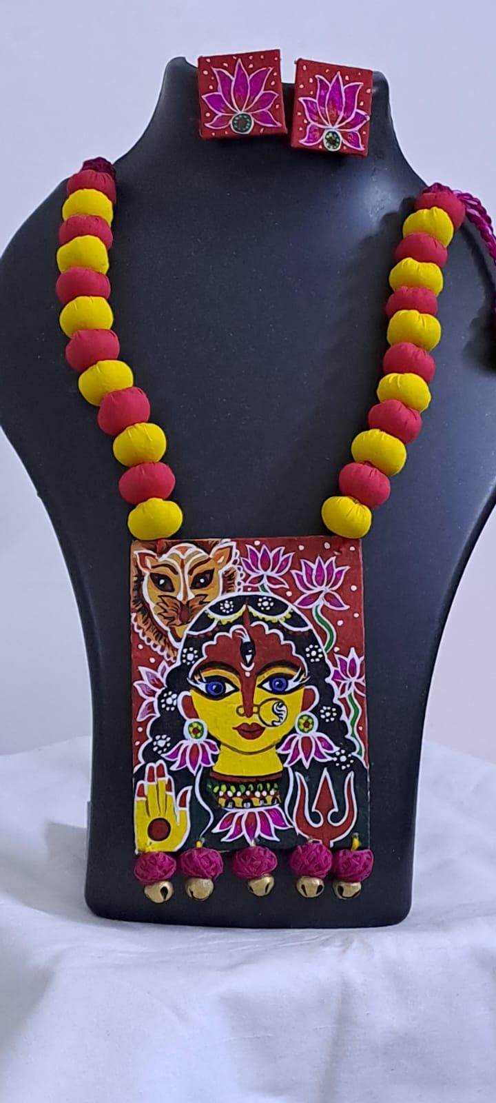 Handpainted fabric jewellery set with matching earrings