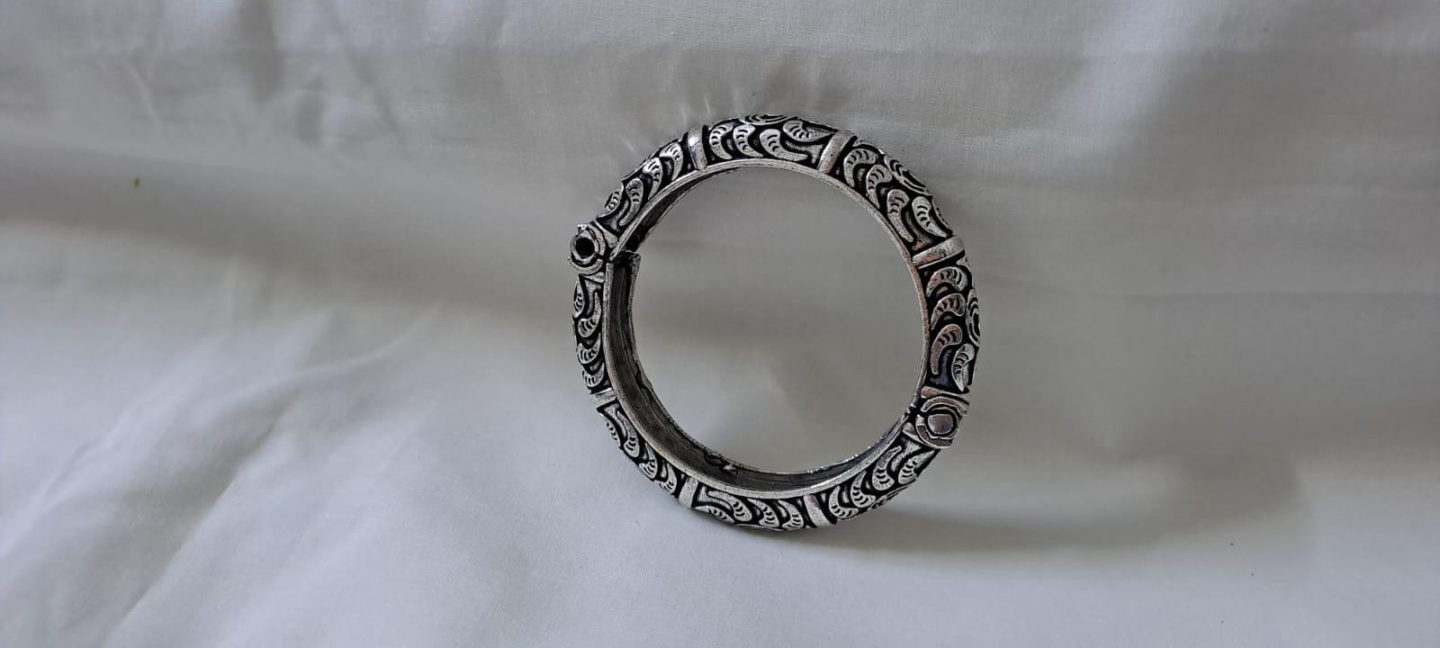 Silver oxidised bracelet/kada