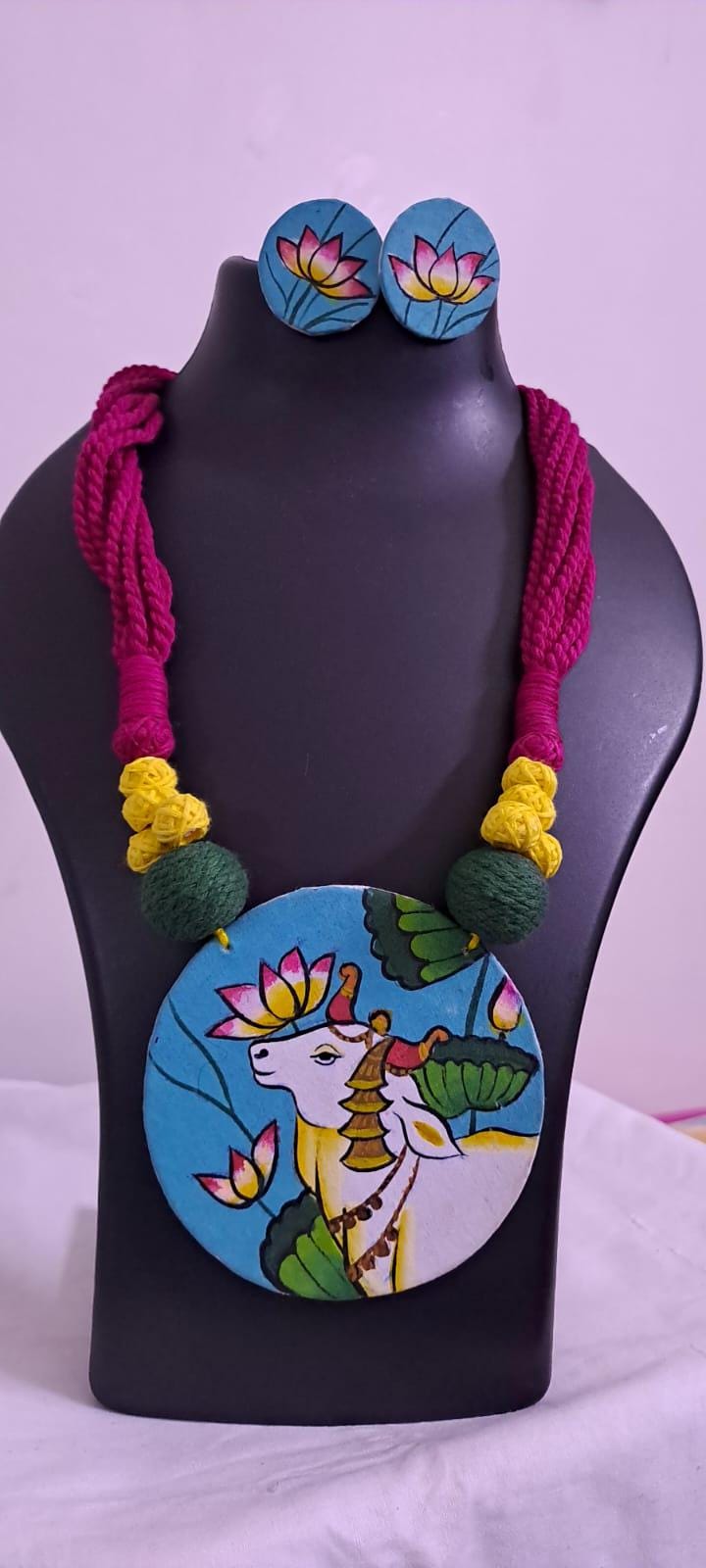 Handpainted fabric jewellery set with matching earrings