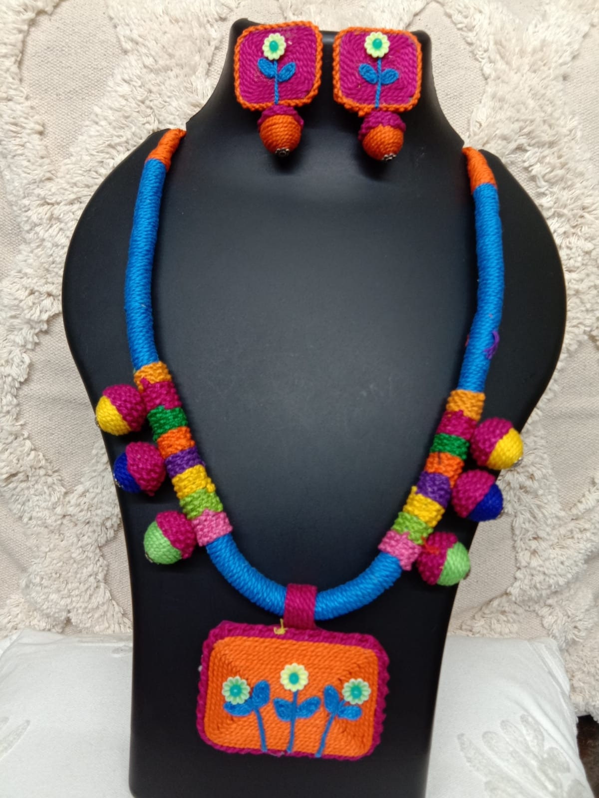 Handmade thread jewellery for summers