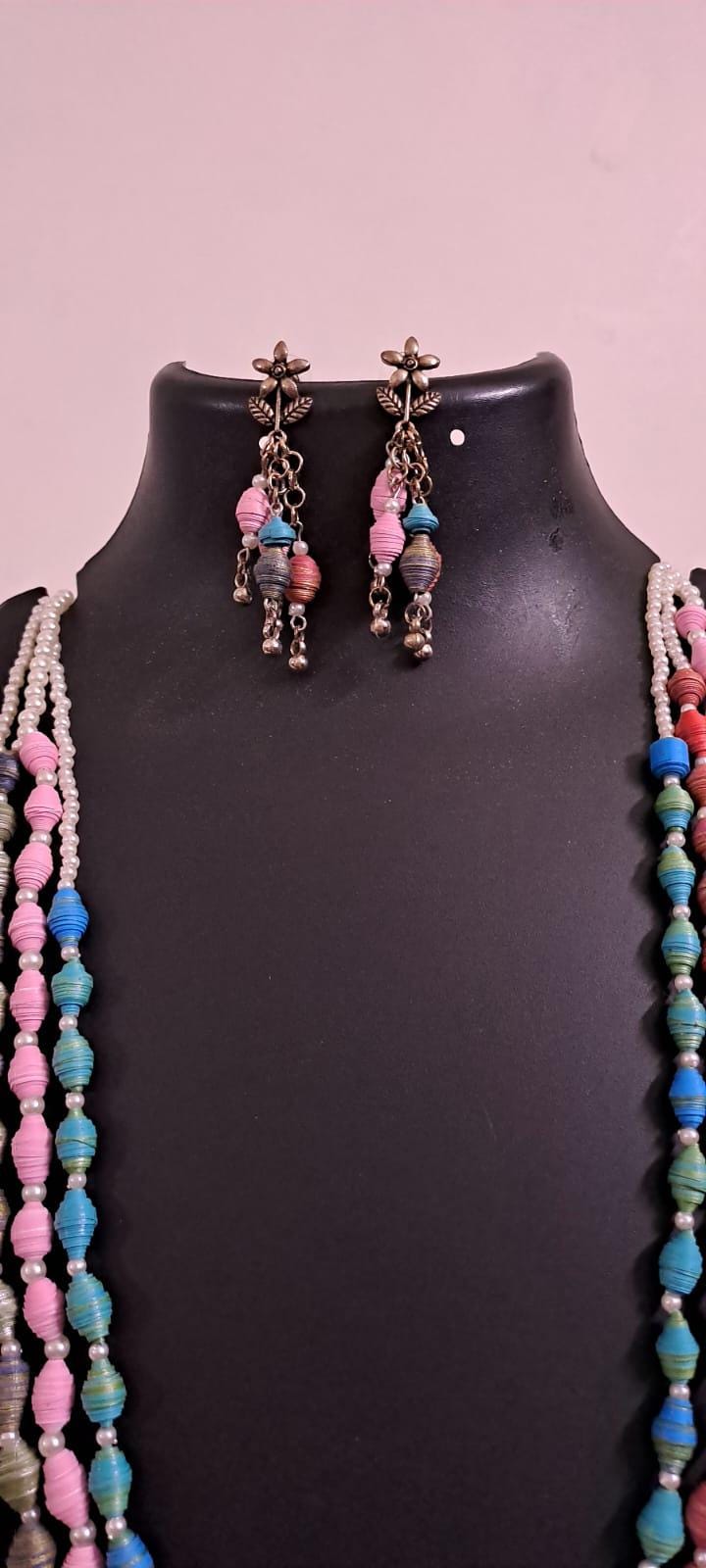 Blue, pink, grey n red paper beads necklace set