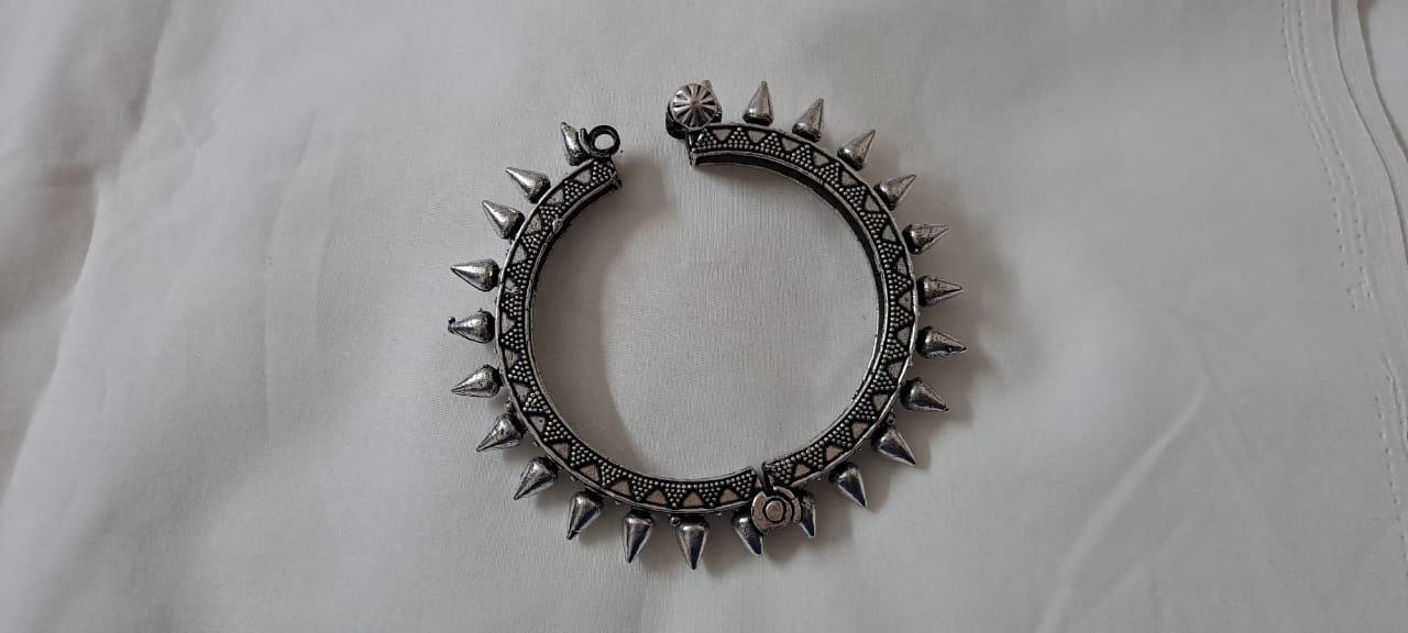 Silver oxidised bracelet/kada