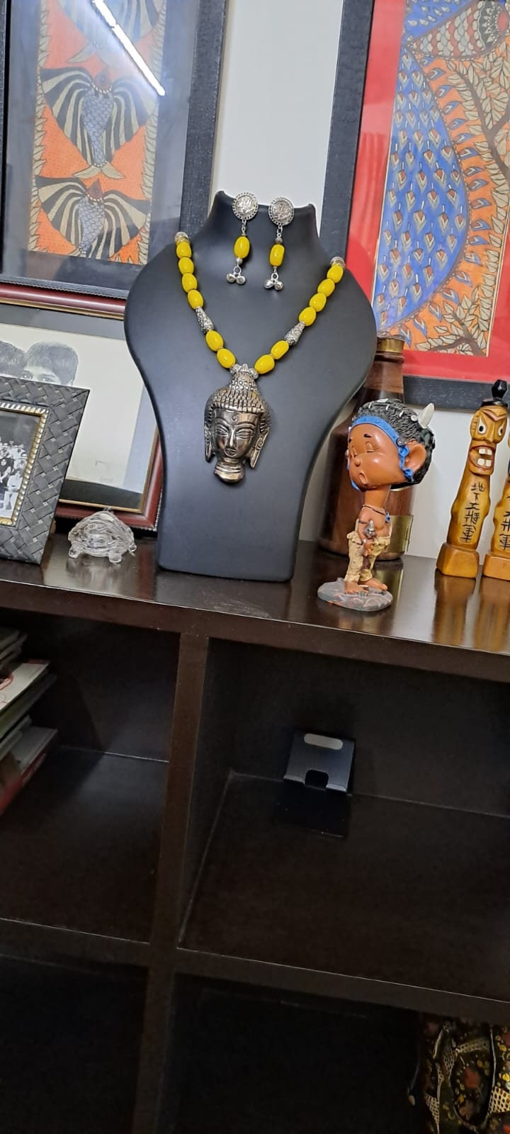 Yellow glass beads necklace with buddha pendant