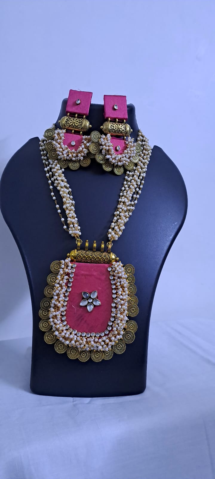 Exclusive Jewellery with Loreal and Golden Oxidised Charms