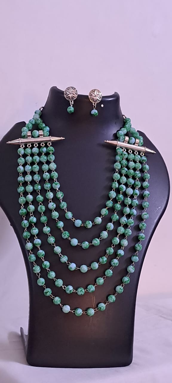 Multilayered Glass Beads Jewellery Set