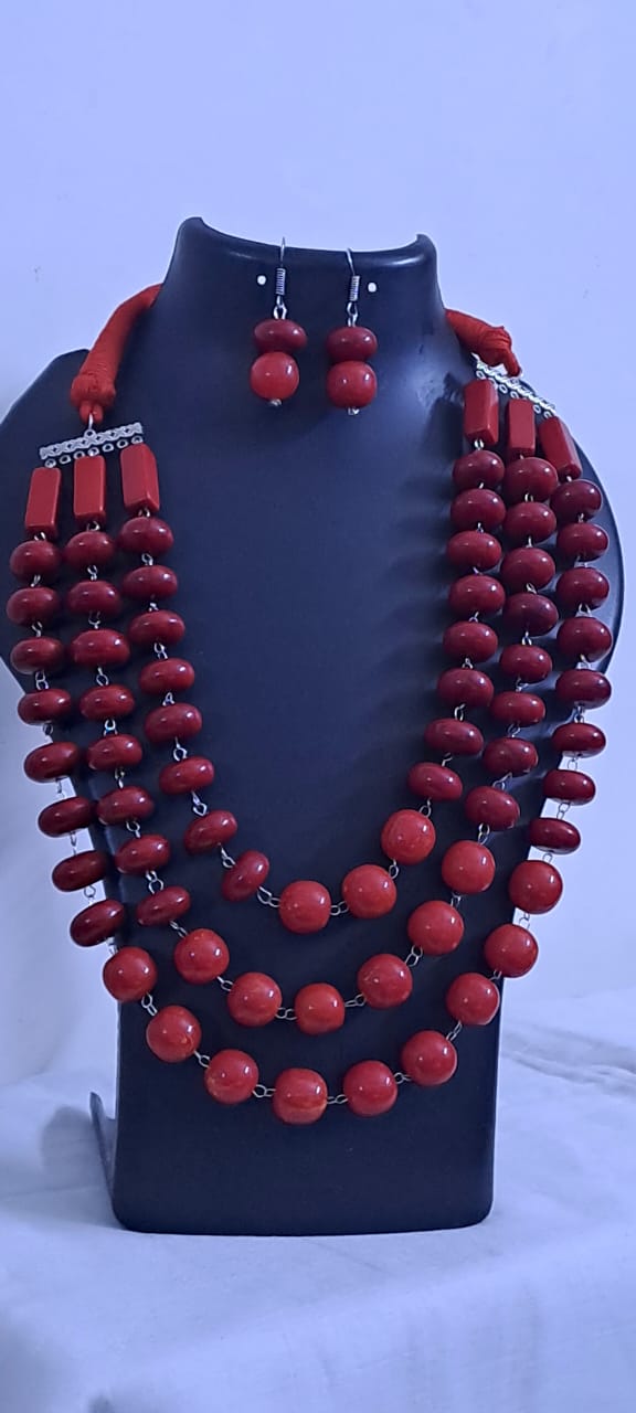 Multilayered Beads Necklace Set